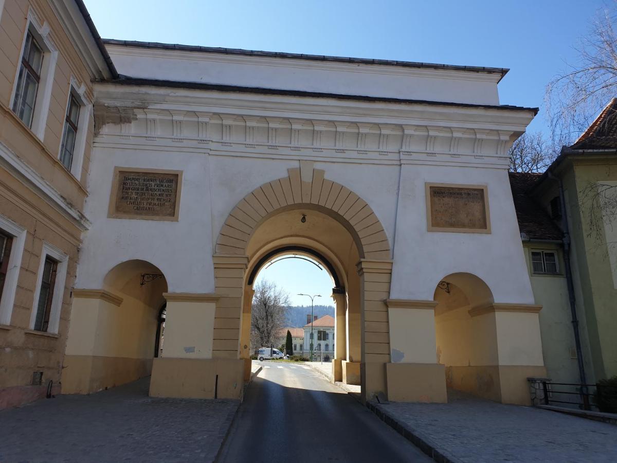 Old City Lux 2 Brasov Exterior photo